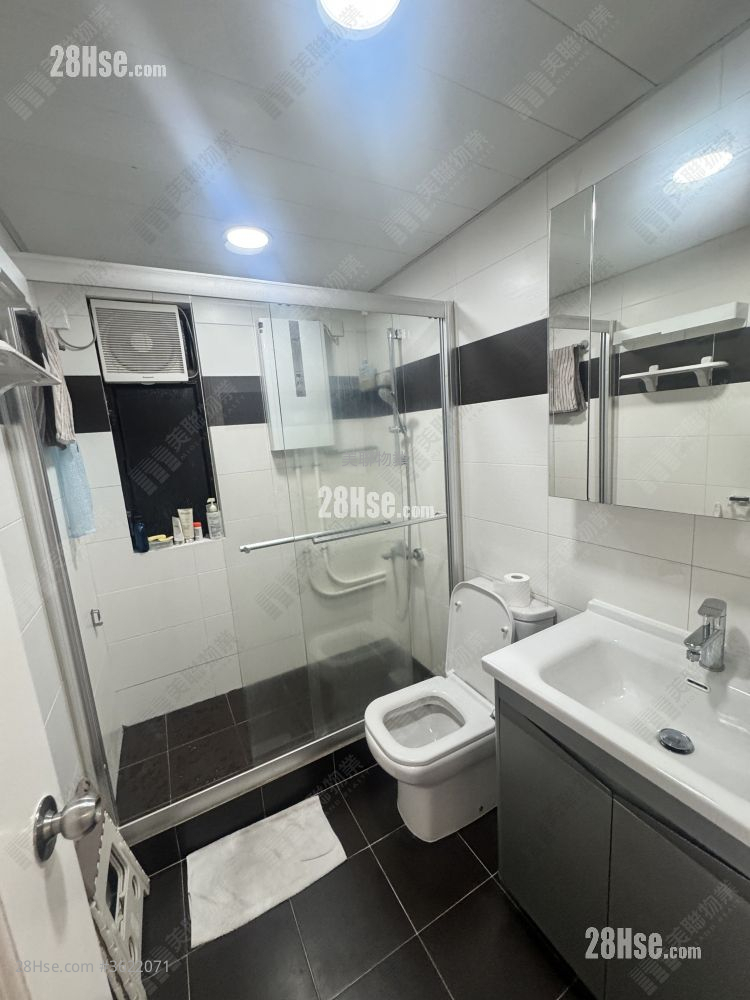 Shatin Plaza Rental 3 Bedrooms , 1 Bathroom 612 ft² Shatin Plaza Rental 3 Bedrooms , 1 Bathroom 612 ft²