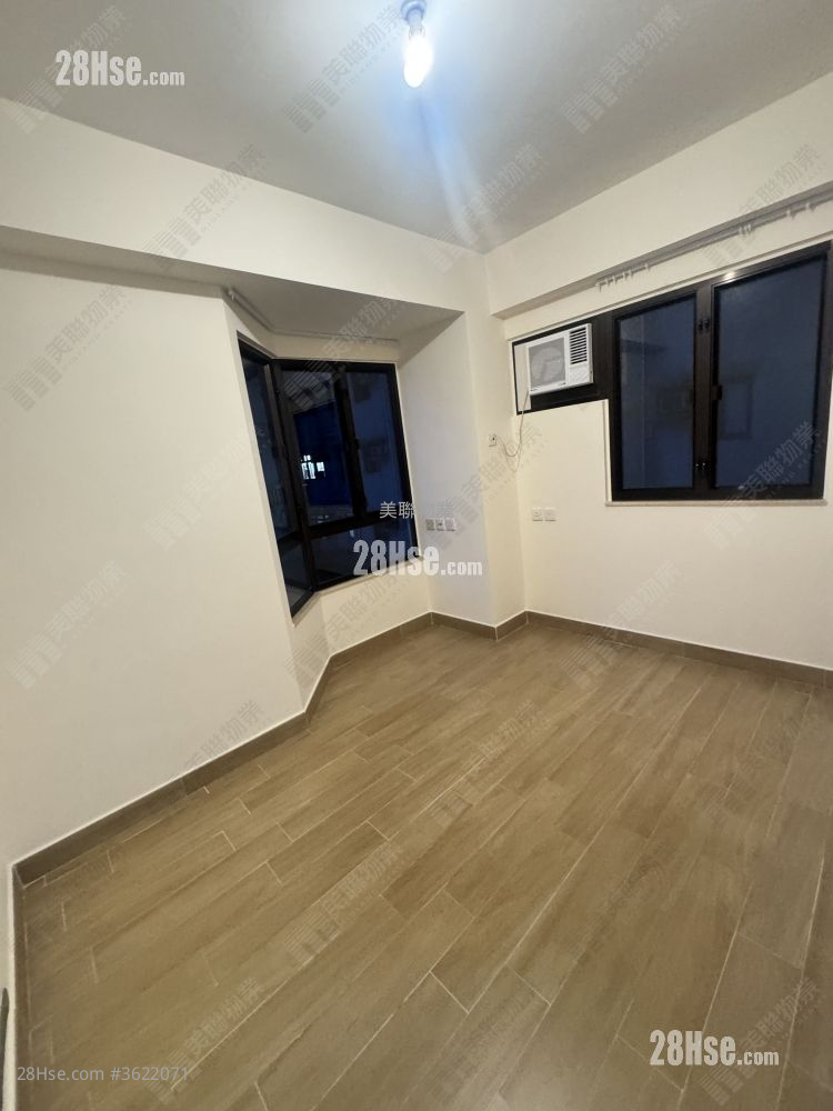 Shatin Plaza Rental 3 Bedrooms , 1 Bathroom 612 ft² Shatin Plaza Rental 3 Bedrooms , 1 Bathroom 612 ft²