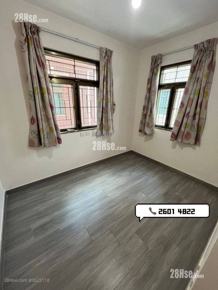 村屋 租盤 3 房 , 1 浴室 700 平方呎 村屋 租盤 3 房 , 1 浴室 700 平方呎