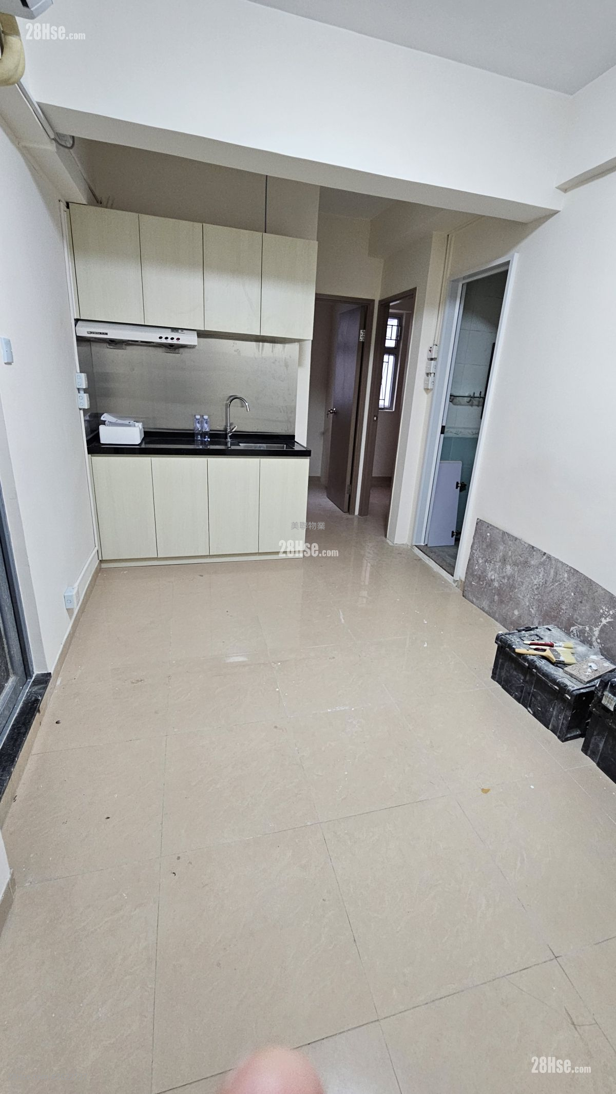 葵麗大廈 租盤 2 房 , 1 浴室 307 平方呎 葵麗大廈 租盤 2 房 , 1 浴室 307 平方呎