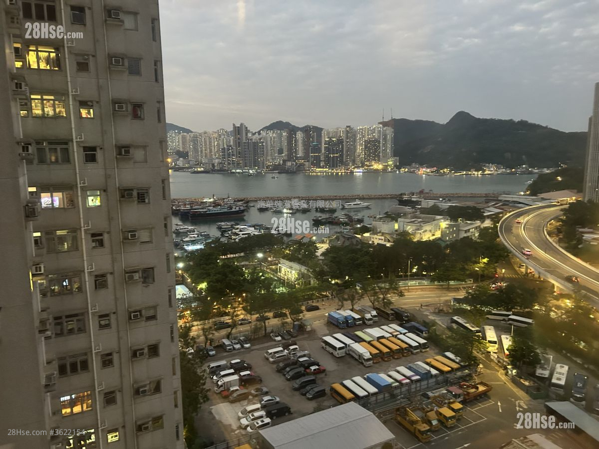 Aldrich Garden Sell 3 Bedrooms , 1 Bathroom 592 ft² Aldrich Garden Sell 3 Bedrooms , 1 Bathroom 592 ft²