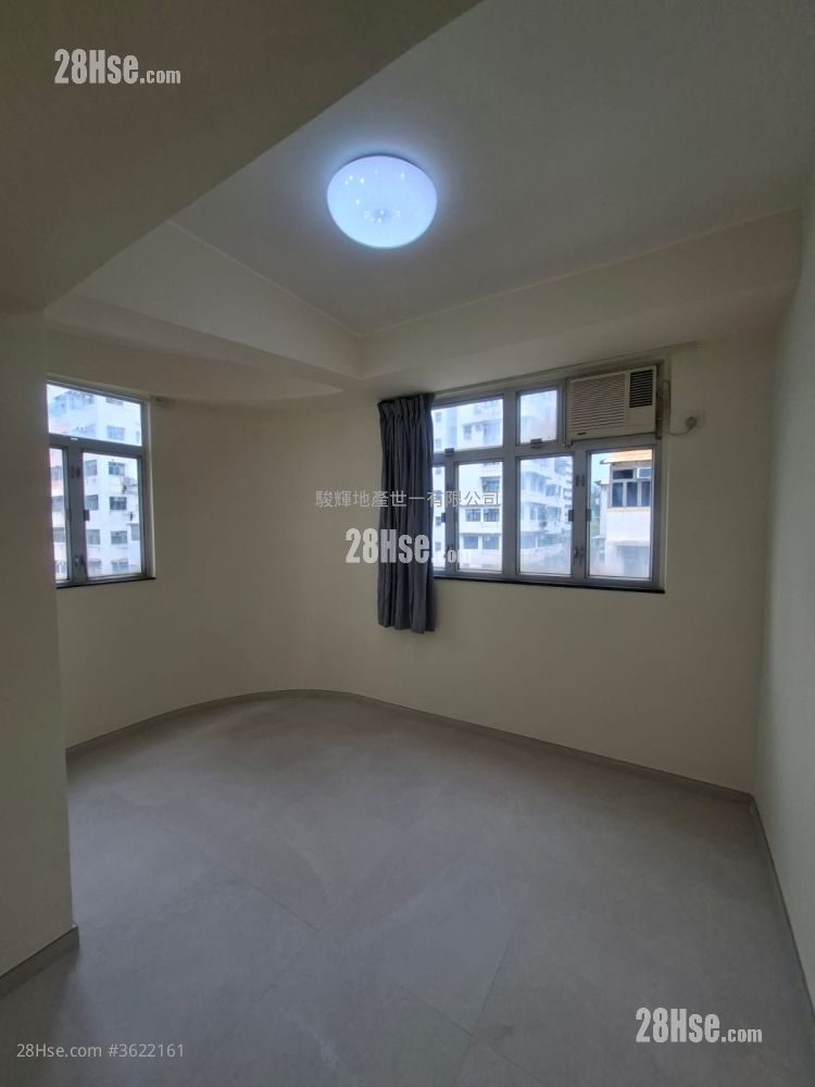 利興大樓 租盤 3 房 , 1 浴室 598 平方呎 利興大樓 租盤 3 房 , 1 浴室 598 平方呎