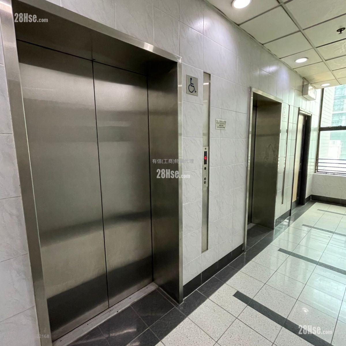 陸佰中心 租盤 1 房 , 1 廁所 陸佰中心 租盤 1 房 , 1 廁所