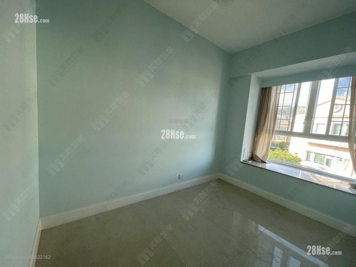 Seasons Palace Rental 3 Bedrooms , 3 Bathrooms 926 ft² Seasons Palace Rental 3 Bedrooms , 3 Bathrooms 926 ft²