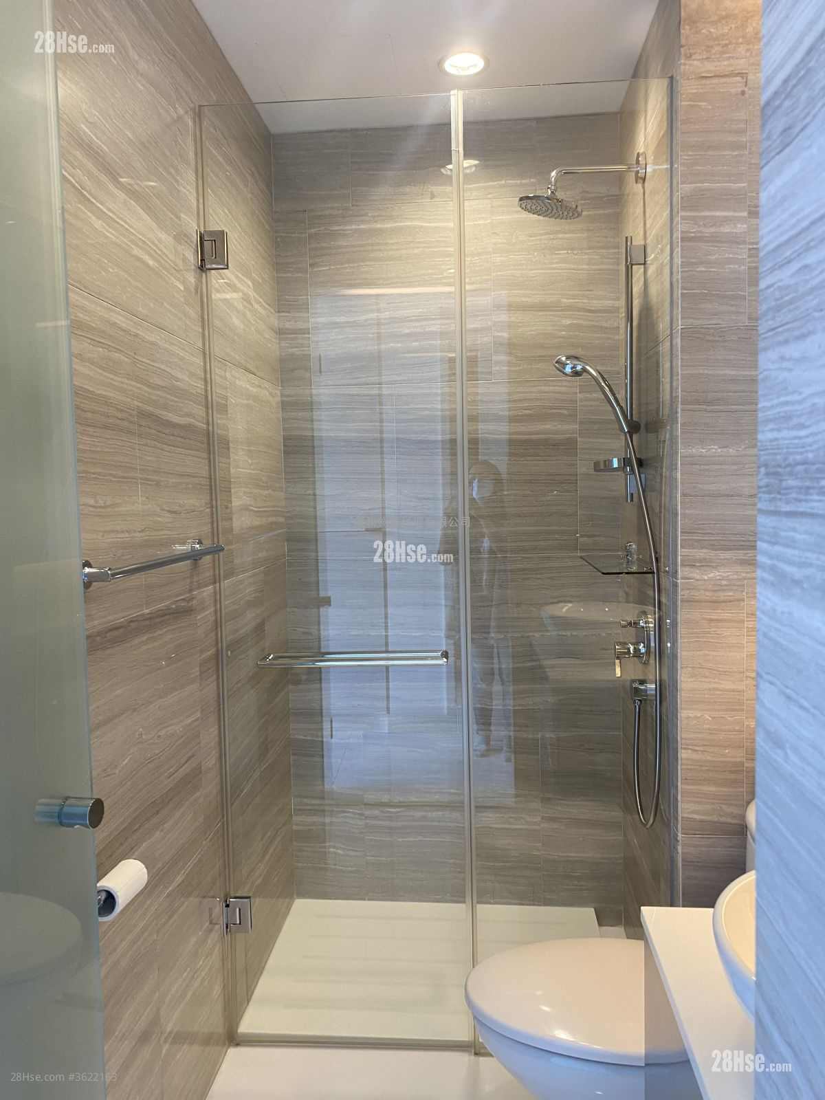 葡萄園 售盤 3 房 1,591 平方呎 葡萄園 售盤 3 房 1,591 平方呎