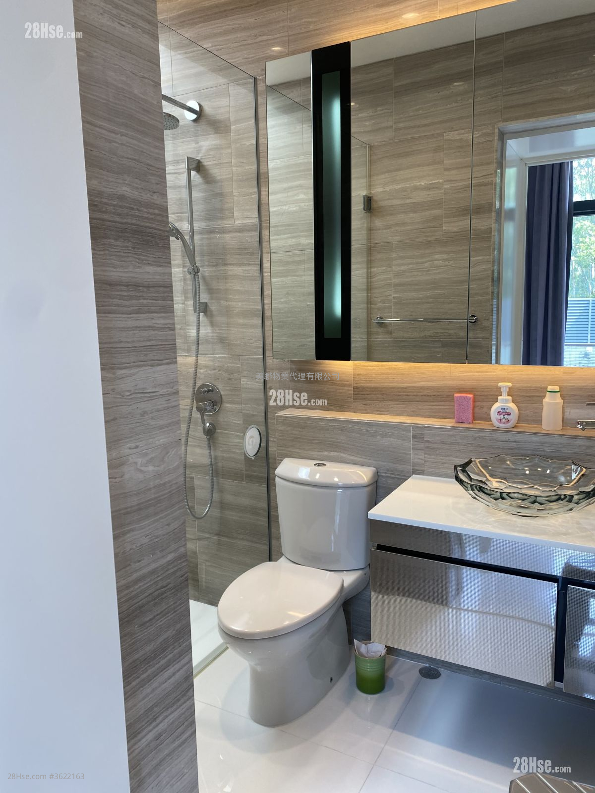 葡萄園 售盤 3 房 1,591 平方呎 葡萄園 售盤 3 房 1,591 平方呎