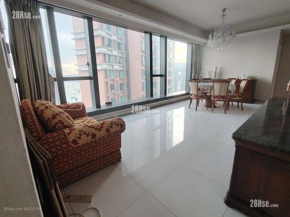 立坊 售盤 2 浴室 1,008 平方呎 立坊 售盤 2 浴室 1,008 平方呎