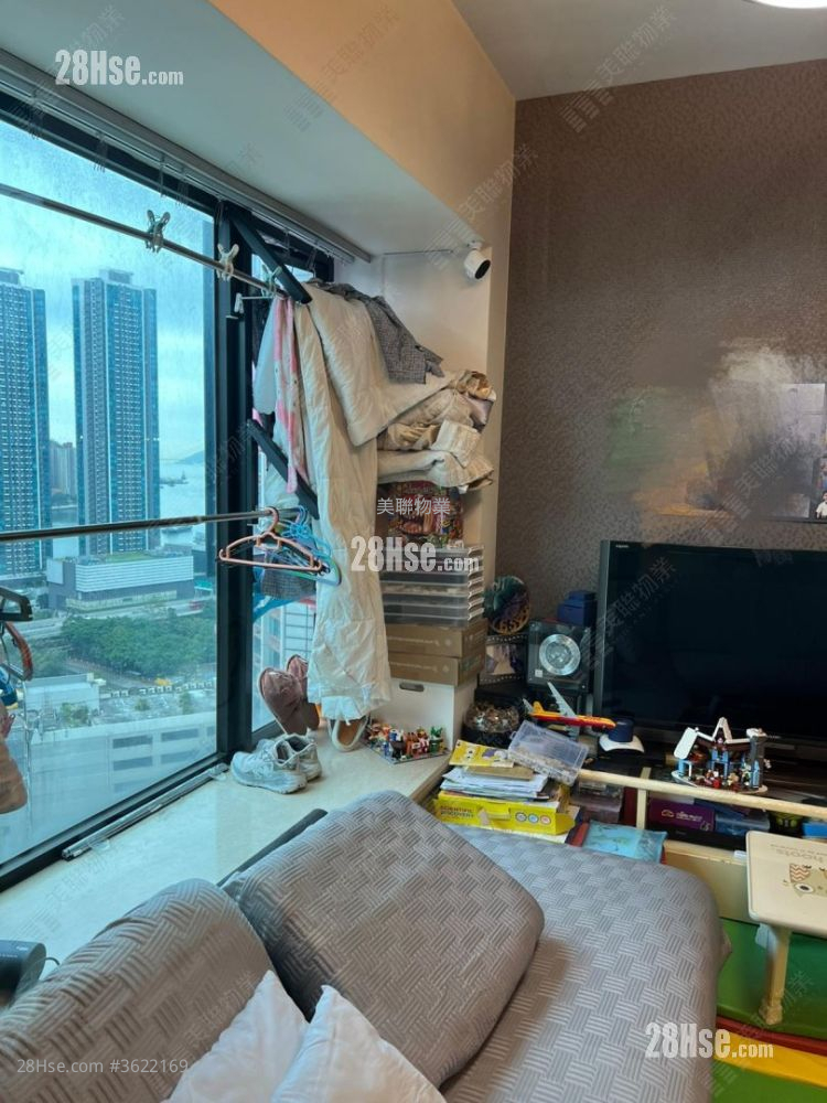 Chelsea Court Sell 2 Bedrooms , 1 Bathroom 464 ft² Chelsea Court Sell 2 Bedrooms , 1 Bathroom 464 ft²