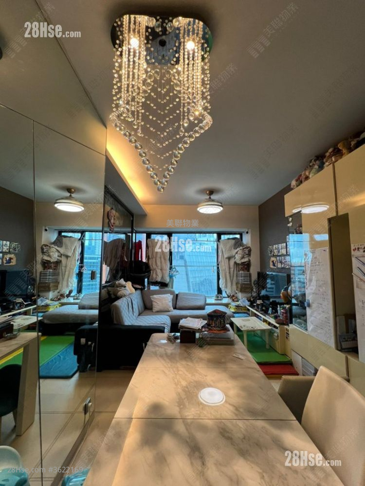 Chelsea Court Sell 2 Bedrooms , 1 Bathroom 464 ft² Chelsea Court Sell 2 Bedrooms , 1 Bathroom 464 ft²