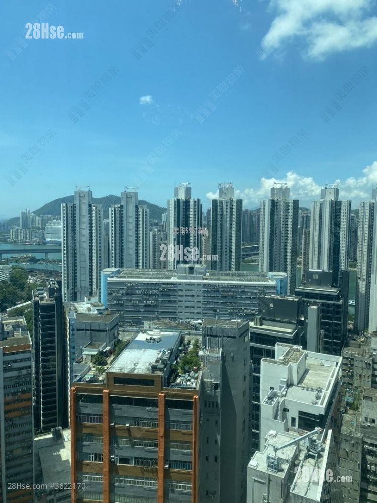 Chelsea Court Sell 3 Bedrooms , 2 Bathrooms 893 ft² Chelsea Court Sell 3 Bedrooms , 2 Bathrooms 893 ft²