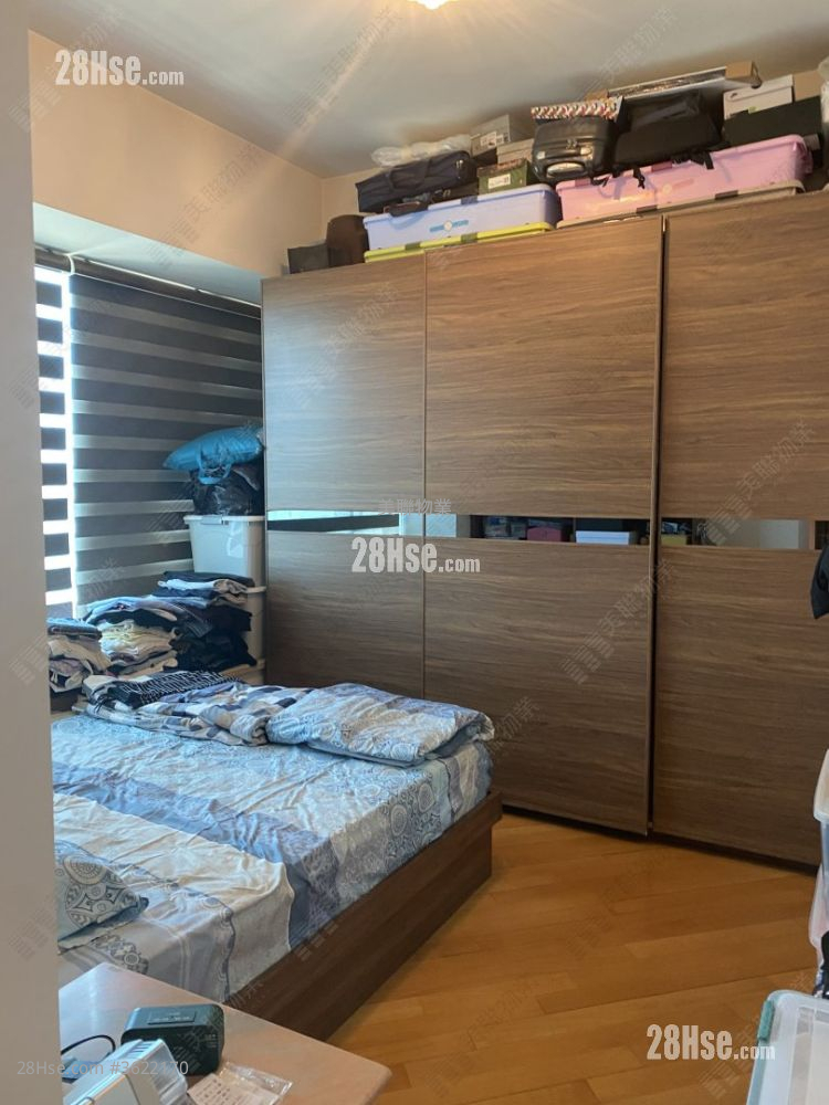 Chelsea Court Sell 3 Bedrooms , 2 Bathrooms 893 ft² Chelsea Court Sell 3 Bedrooms , 2 Bathrooms 893 ft²