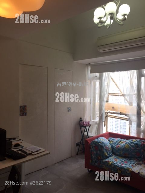 Shun Chi Court Sell 2 Bedrooms , 1 Bathroom 645 ft²