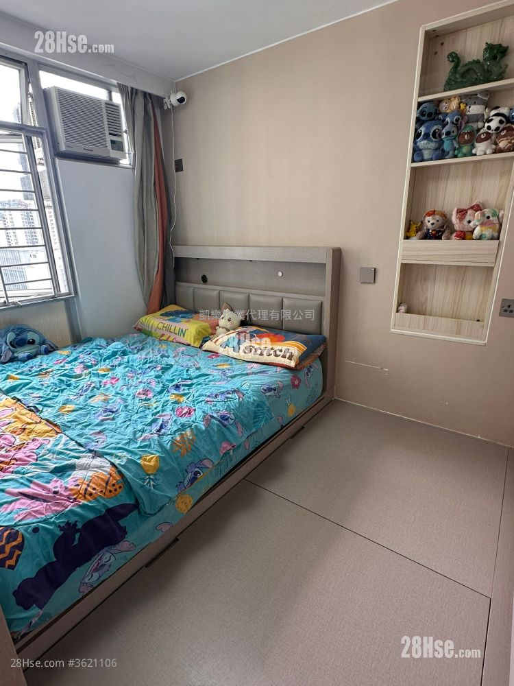 Hoi Tak Court Sell 384 ft² Hoi Tak Court Sell 384 ft²