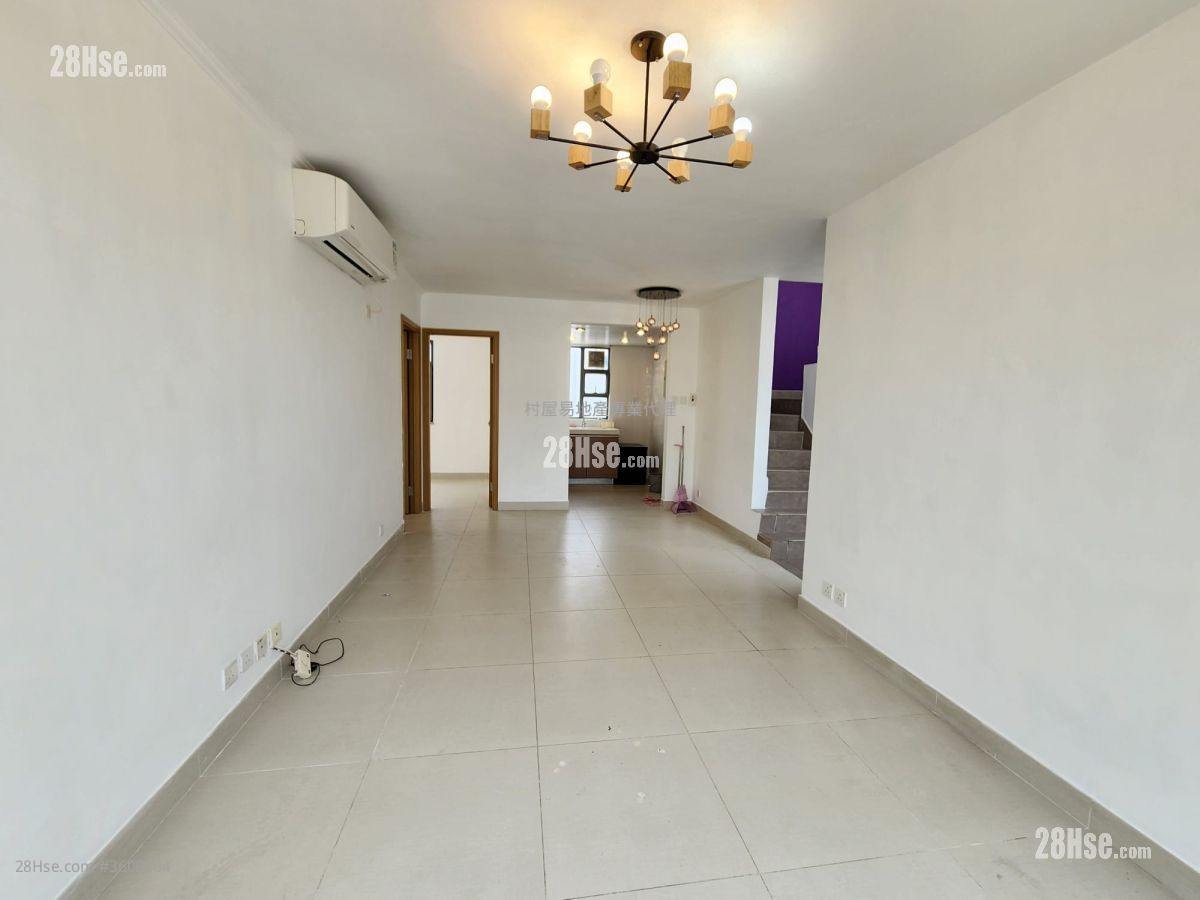 村屋 租盤 3 房 , 1 浴室 1,400 平方呎 村屋 租盤 3 房 , 1 浴室 1,400 平方呎