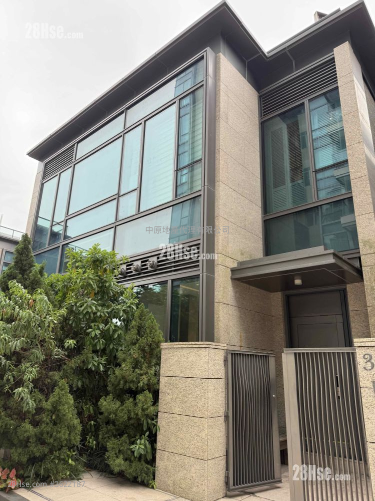 Capri 售盤 4 房 , 3 浴室 1,987 平方呎 Capri 售盤 4 房 , 3 浴室 1,987 平方呎