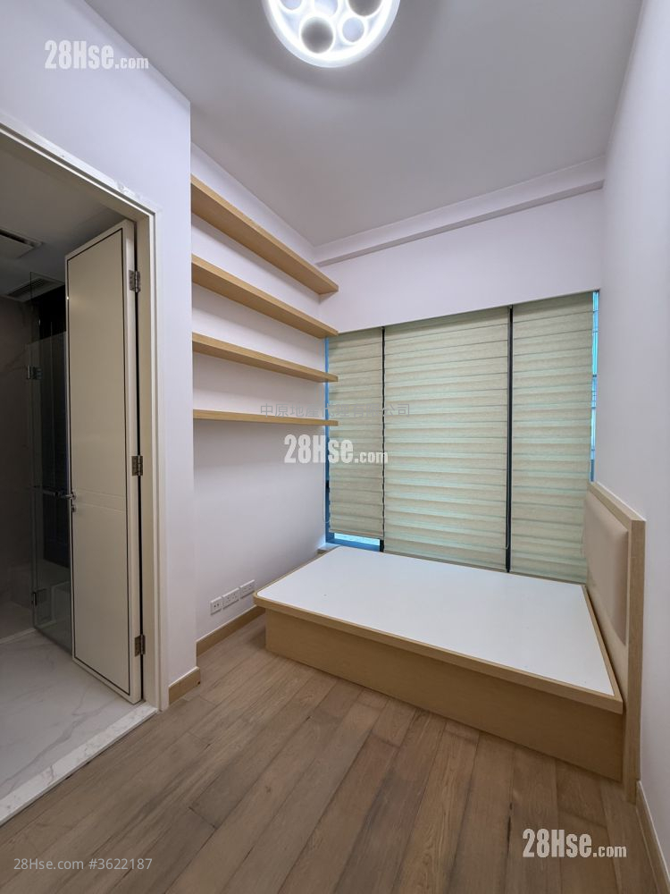 Capri 售盤 4 房 , 3 浴室 1,987 平方呎 Capri 售盤 4 房 , 3 浴室 1,987 平方呎