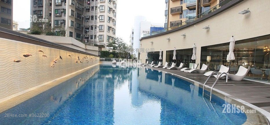 Upper East Sell Studio , 1 Bathroom 216 ft² Upper East Sell Studio , 1 Bathroom 216 ft²
