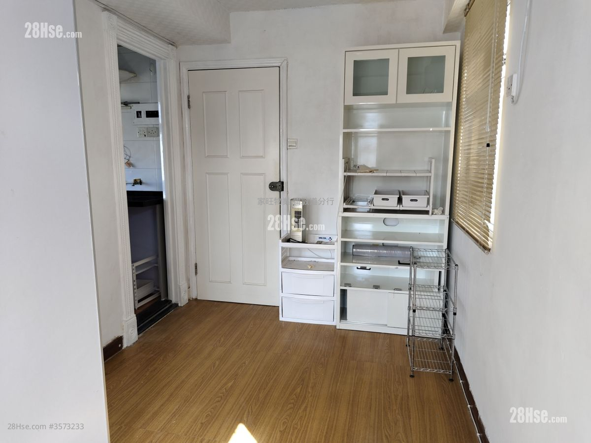 Ka On Building Rental 1 Bedroom , 1 Bathroom