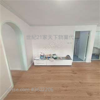 Charming Garden Rental 3 Bedrooms , 2 Bathrooms 592 ft² Charming Garden Rental 3 Bedrooms , 2 Bathrooms 592 ft²