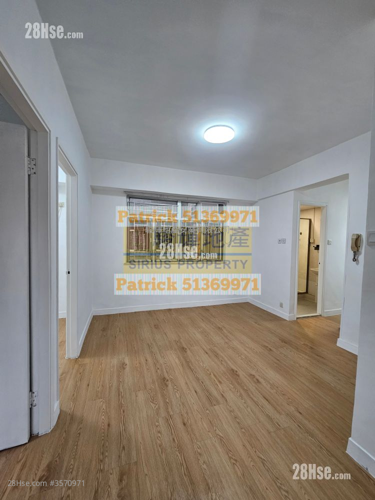 Tak Bo Building Rental 2 Bedrooms , 1 Bathroom 441 ft²