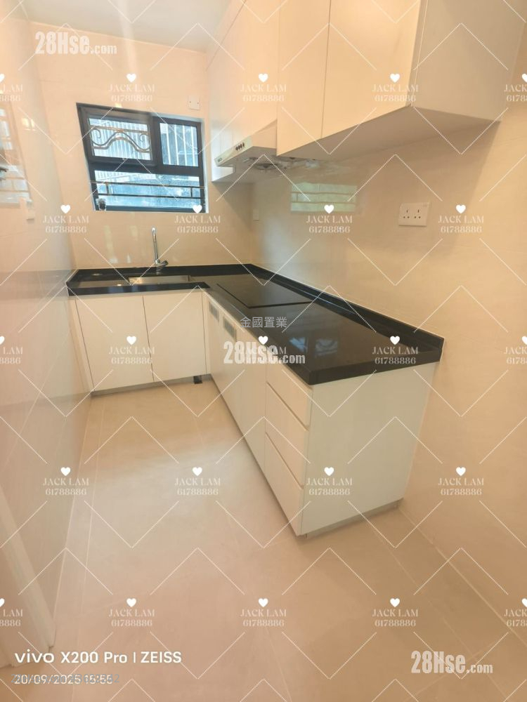 Fa Sam Hang Village Rental 3 Bedrooms , 2 Bathrooms 700 ft² Fa Sam Hang Village Rental 3 Bedrooms , 2 Bathrooms 700 ft²