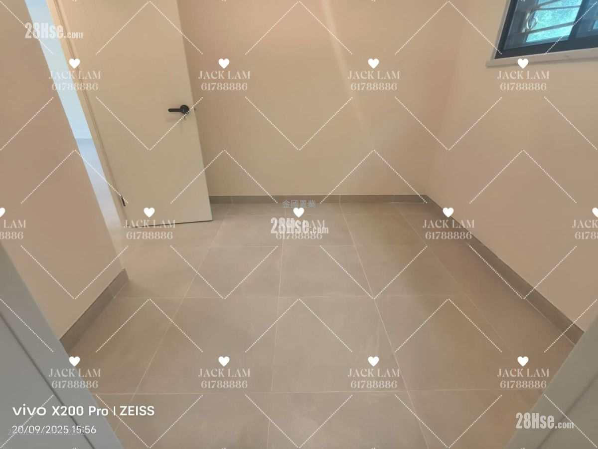 Fa Sam Hang Village Rental 3 Bedrooms , 2 Bathrooms 700 ft² Fa Sam Hang Village Rental 3 Bedrooms , 2 Bathrooms 700 ft²