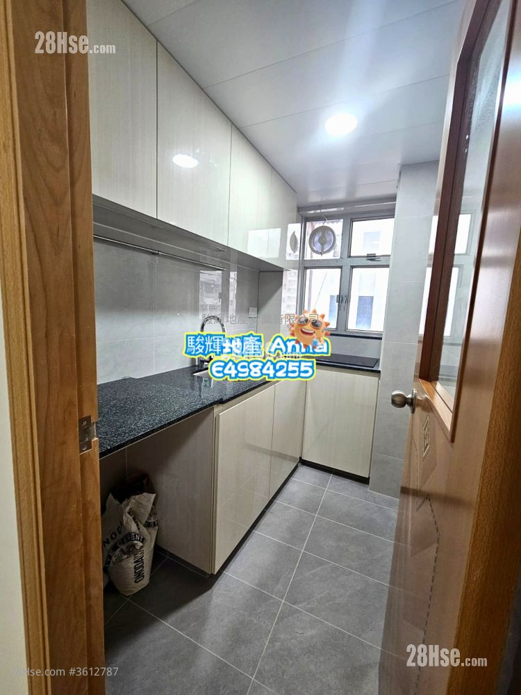 利兴大楼 租盘 3 房 , 1 浴室 598 平方尺 利兴大楼 租盘 3 房 , 1 浴室 598 平方尺