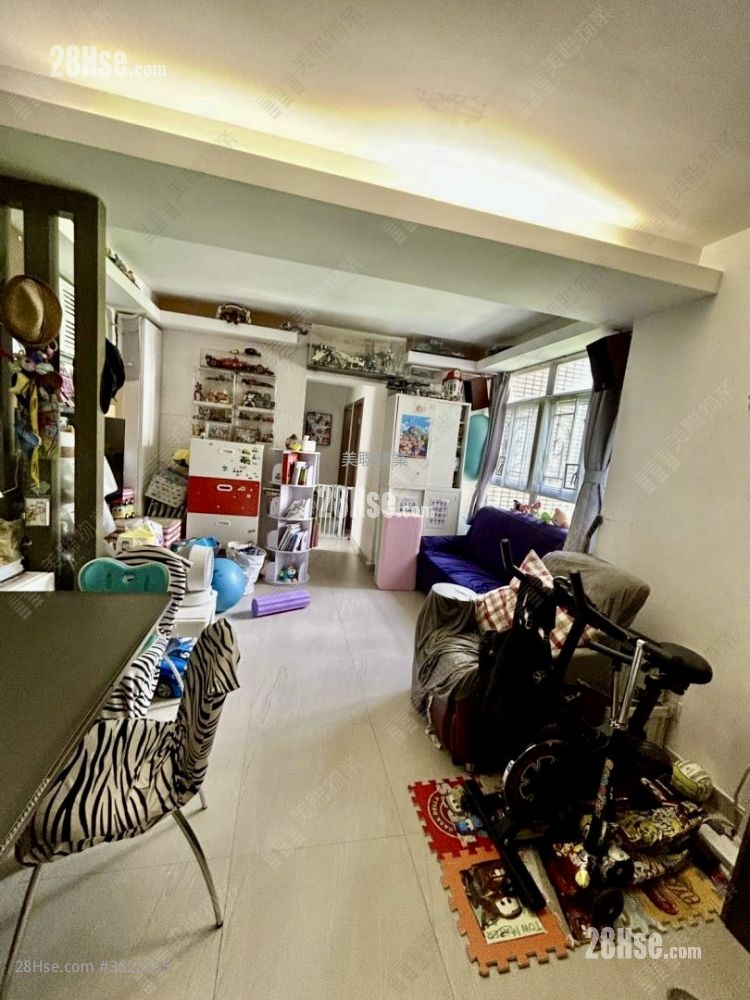 Carado Garden Sell 3 Bedrooms 591 ft² Carado Garden Sell 3 Bedrooms 591 ft²