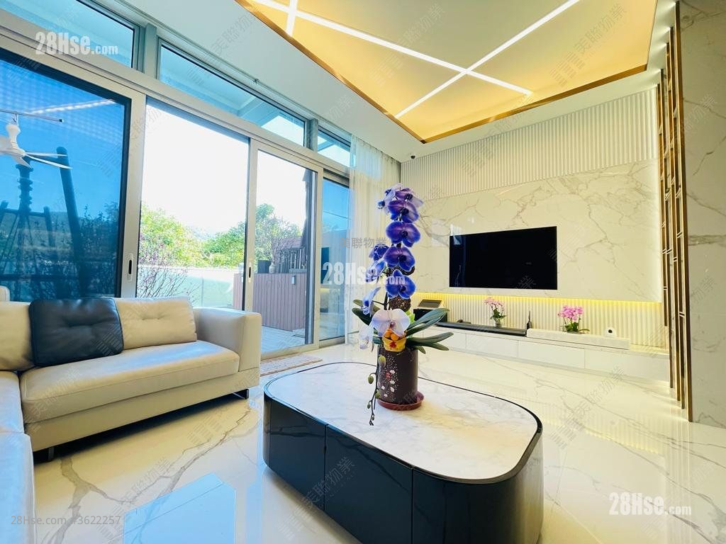 Savannah Sell 4 Bedrooms 1,979 ft² Savannah Sell 4 Bedrooms 1,979 ft²