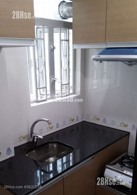 Kwai Fung Building Sell 2 Bedrooms , 1 Bathroom 350 ft² Kwai Fung Building Sell 2 Bedrooms , 1 Bathroom 350 ft²