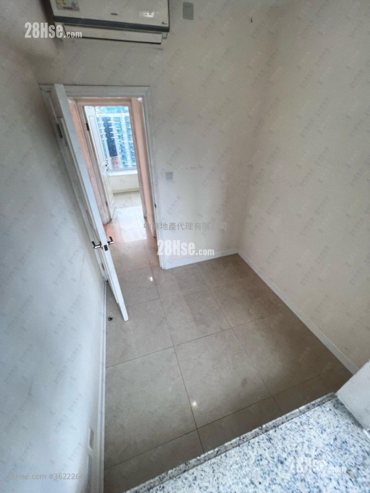 Banyan Garden Rental 665 ft² Banyan Garden Rental 665 ft²