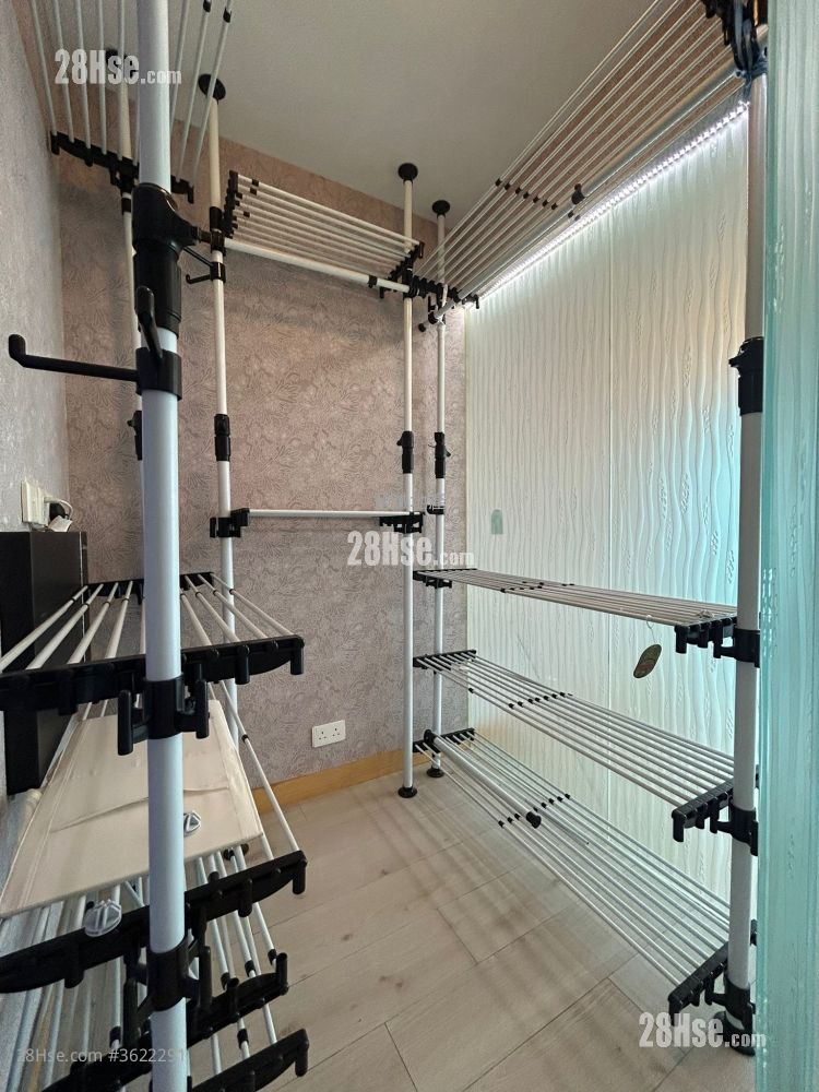 Bellagio Rental 3 Bedrooms , 2 Bathrooms 973 ft² Bellagio Rental 3 Bedrooms , 2 Bathrooms 973 ft²