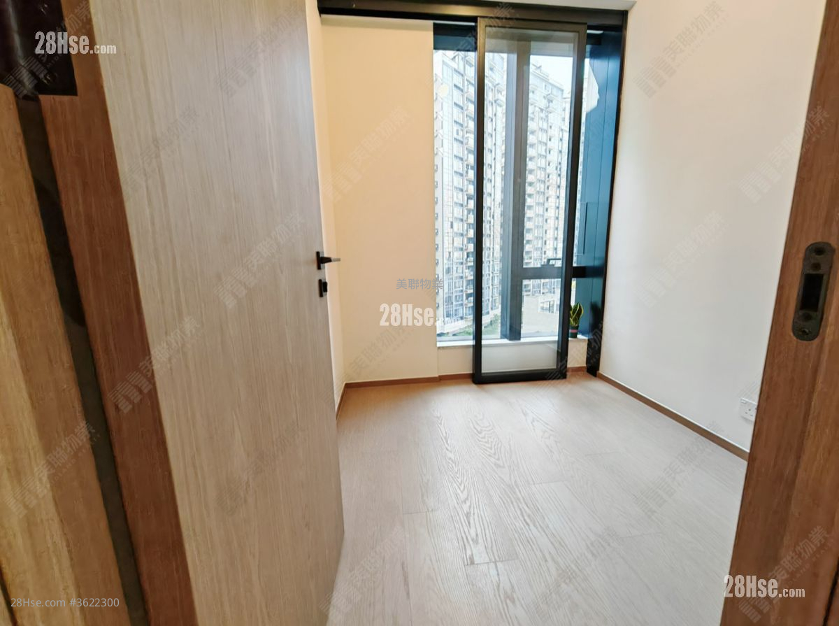 Onmantin Sell 2 Bedrooms , 1 Bathroom 525 ft² Onmantin Sell 2 Bedrooms , 1 Bathroom 525 ft²