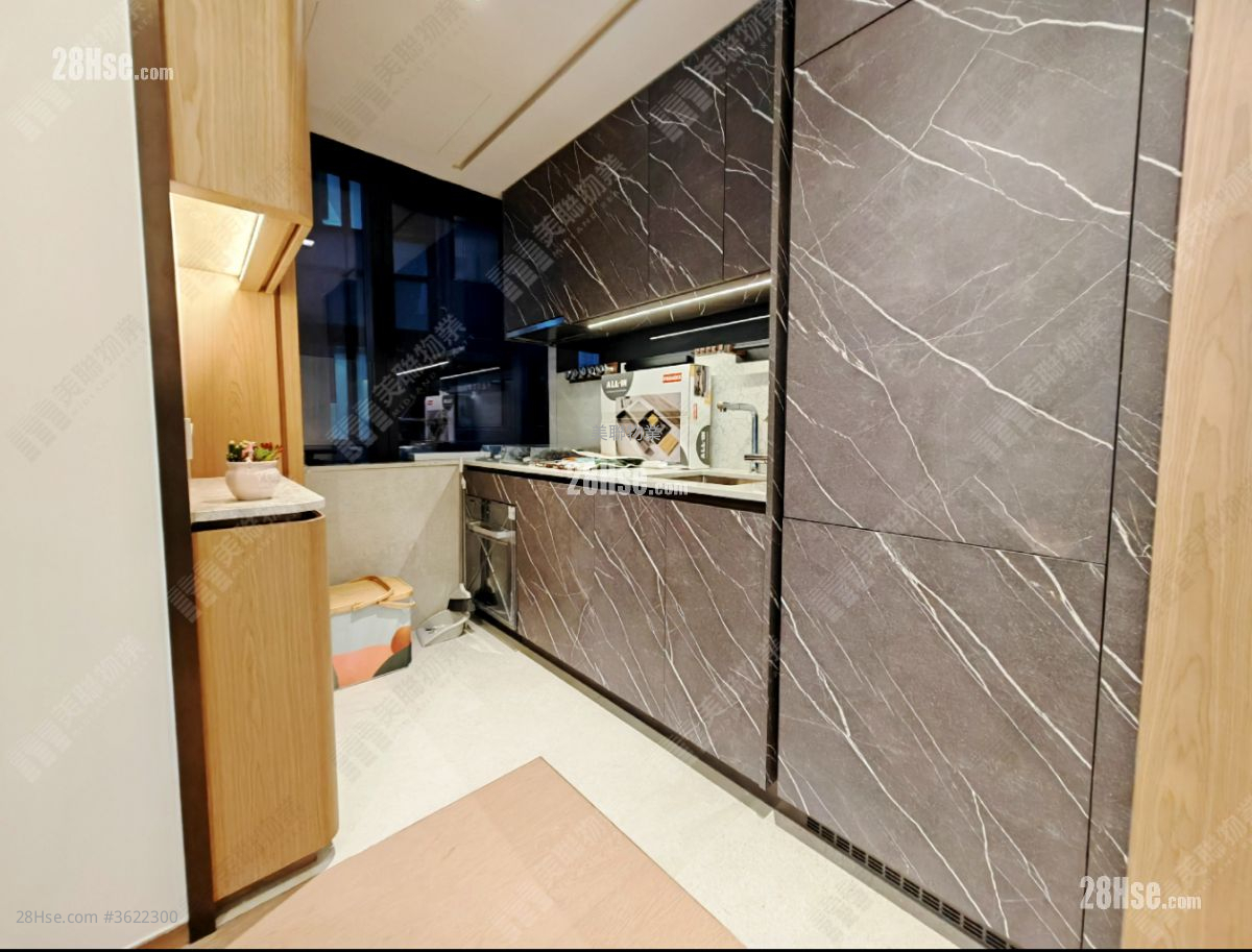 Onmantin Sell 2 Bedrooms , 1 Bathroom 525 ft² Onmantin Sell 2 Bedrooms , 1 Bathroom 525 ft²