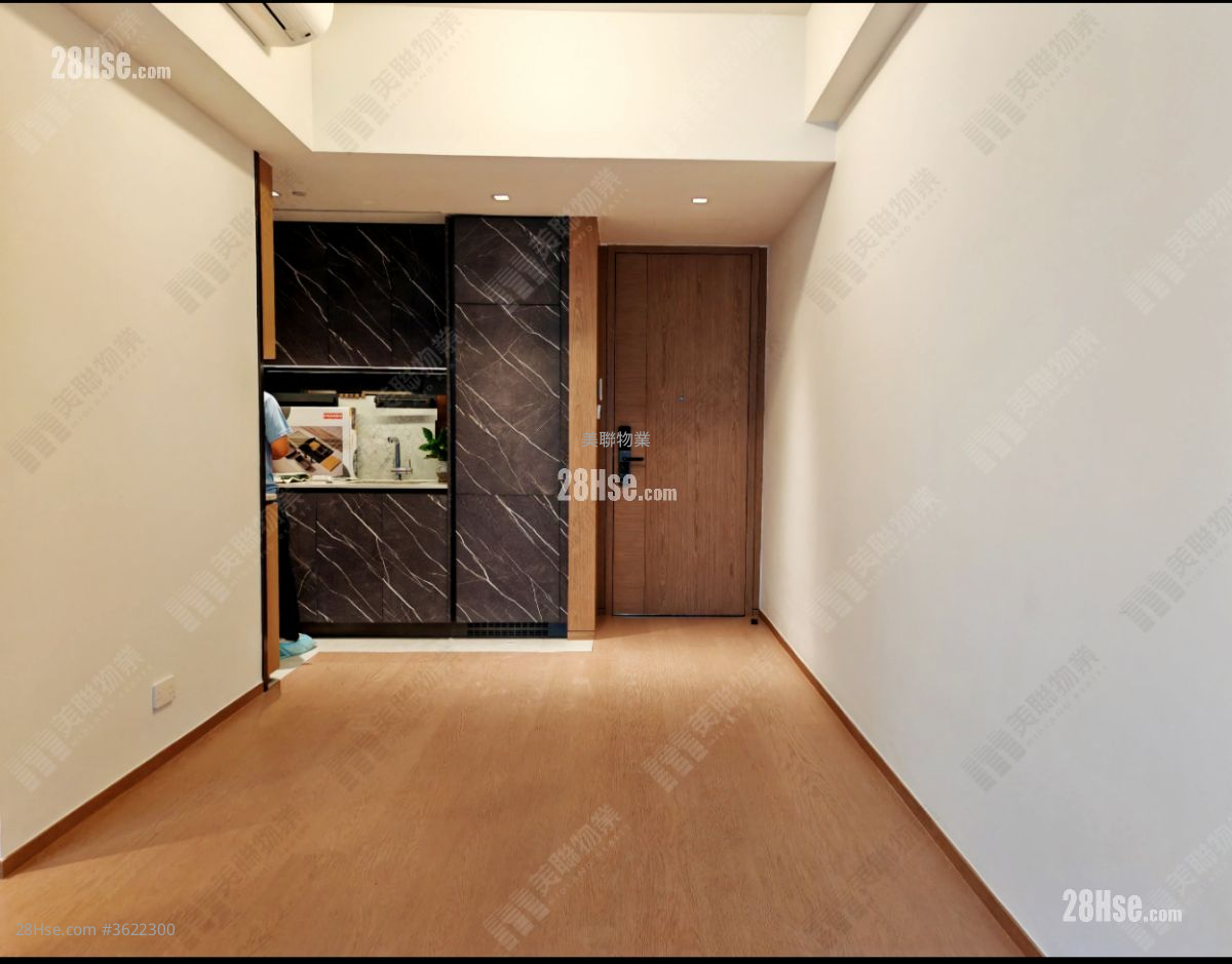 Onmantin Sell 2 Bedrooms , 1 Bathroom 525 ft² Onmantin Sell 2 Bedrooms , 1 Bathroom 525 ft²
