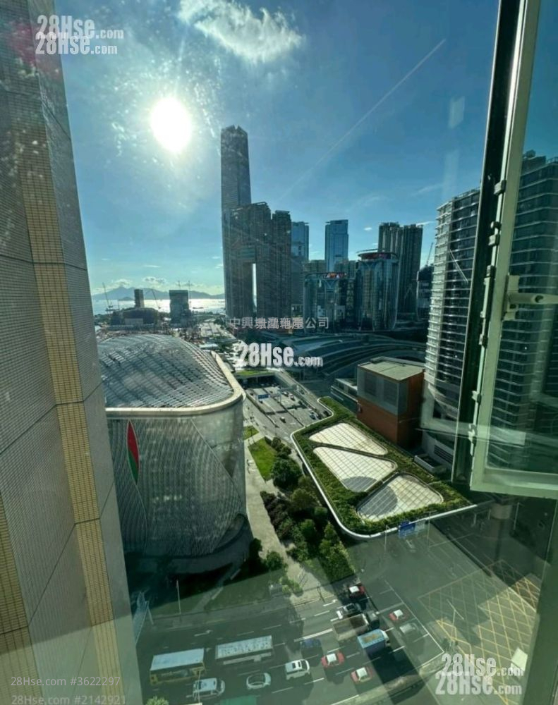 港景峰 租盤 2 房 , 1 浴室 496 平方呎 港景峰 租盤 2 房 , 1 浴室 496 平方呎