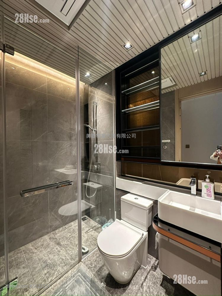 瓏珀山 租盤 3 房 , 1 浴室 974 平方呎 瓏珀山 租盤 3 房 , 1 浴室 974 平方呎