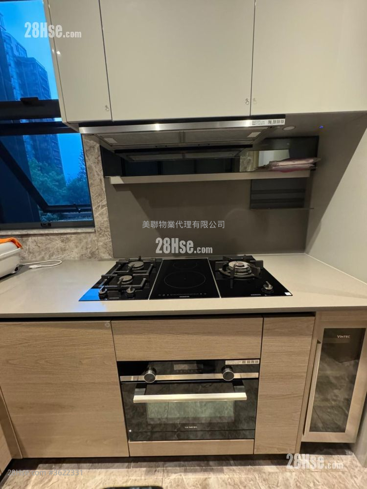 瓏珀山 租盤 3 房 , 1 浴室 974 平方呎 瓏珀山 租盤 3 房 , 1 浴室 974 平方呎