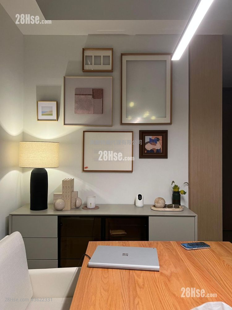 St. Michel Rental 3 Bedrooms , 1 Bathroom 974 ft²