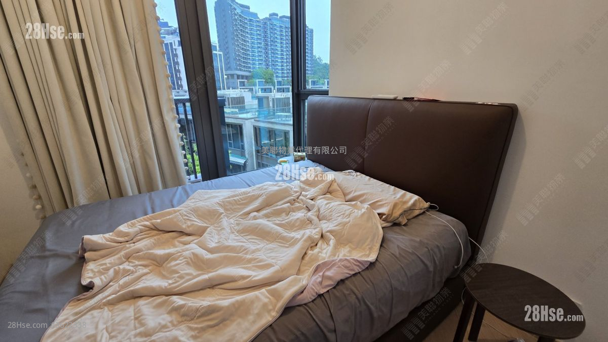 Mori Sell 3 Bedrooms 691 ft² Mori Sell 3 Bedrooms 691 ft²