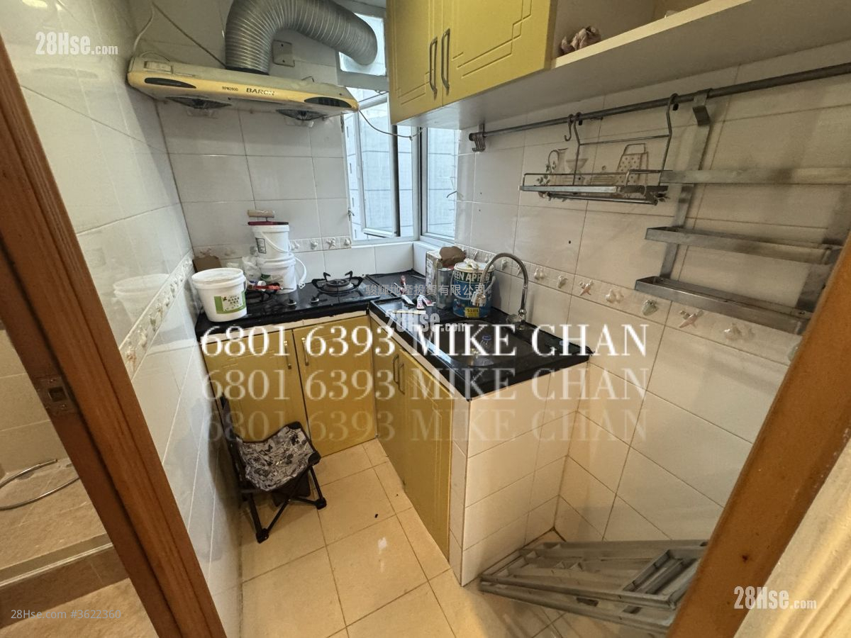 Hing Wong Court Sell 2 Bedrooms , 1 Bathroom 326 ft² Hing Wong Court Sell 2 Bedrooms , 1 Bathroom 326 ft²