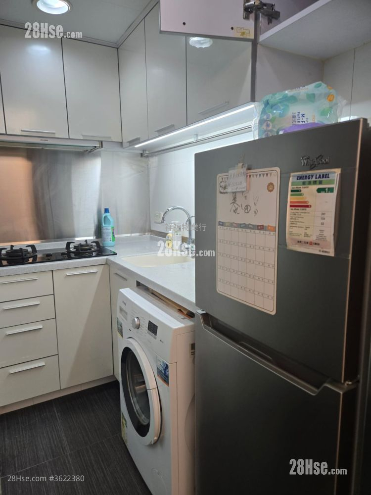 Hong Wah Mansion Rental 2 Bedrooms , 1 Bathroom 325 ft² Hong Wah Mansion Rental 2 Bedrooms , 1 Bathroom 325 ft²