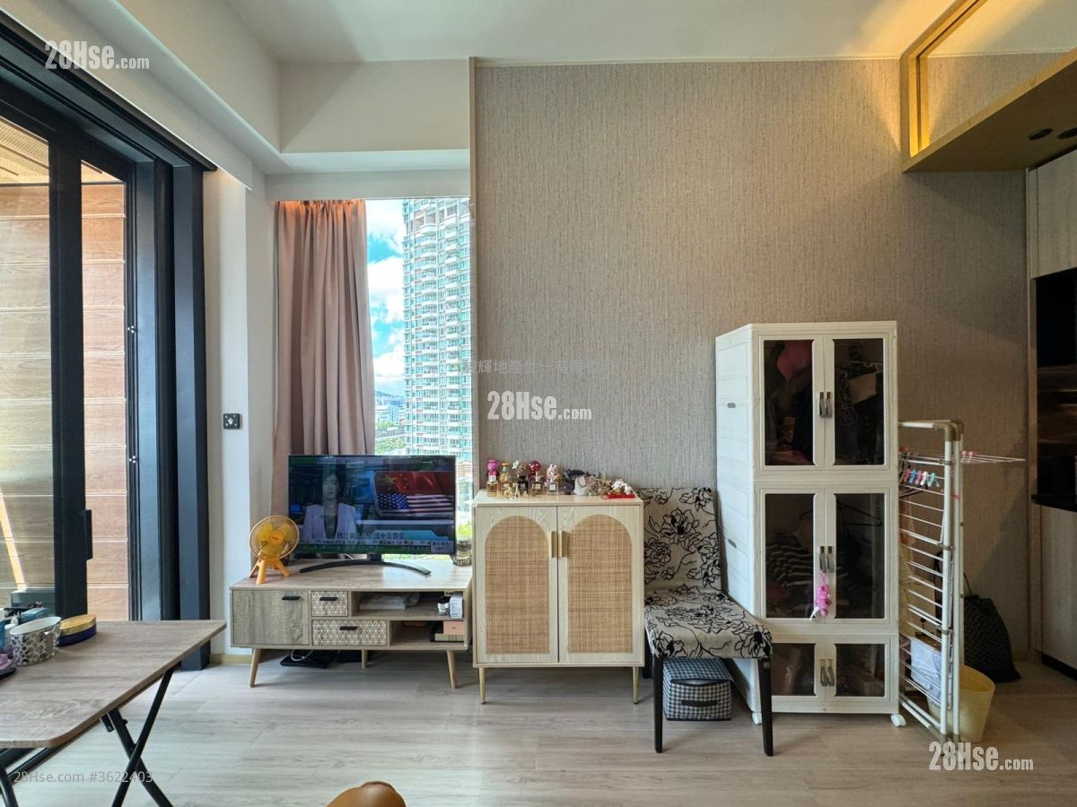 The Quinn Square Mile Rental 1 Bedroom , 1 Bathroom 328 ft² The Quinn Square Mile Rental 1 Bedroom , 1 Bathroom 328 ft²