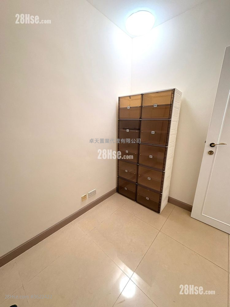 Sky Tower Rental 2 Bedrooms , 1 Bathroom 478 ft² Sky Tower Rental 2 Bedrooms , 1 Bathroom 478 ft²