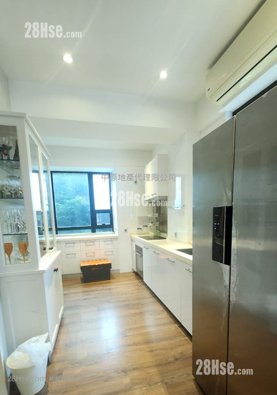 蔚林居 售盤 4 房 , 4 浴室 1,868 平方呎 蔚林居 售盤 4 房 , 4 浴室 1,868 平方呎