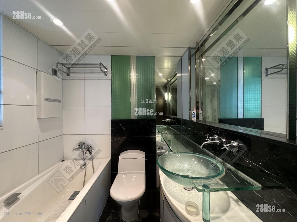 君臨天下 售盤 3 房 , 2 浴室 1,062 平方呎 君臨天下 售盤 3 房 , 2 浴室 1,062 平方呎