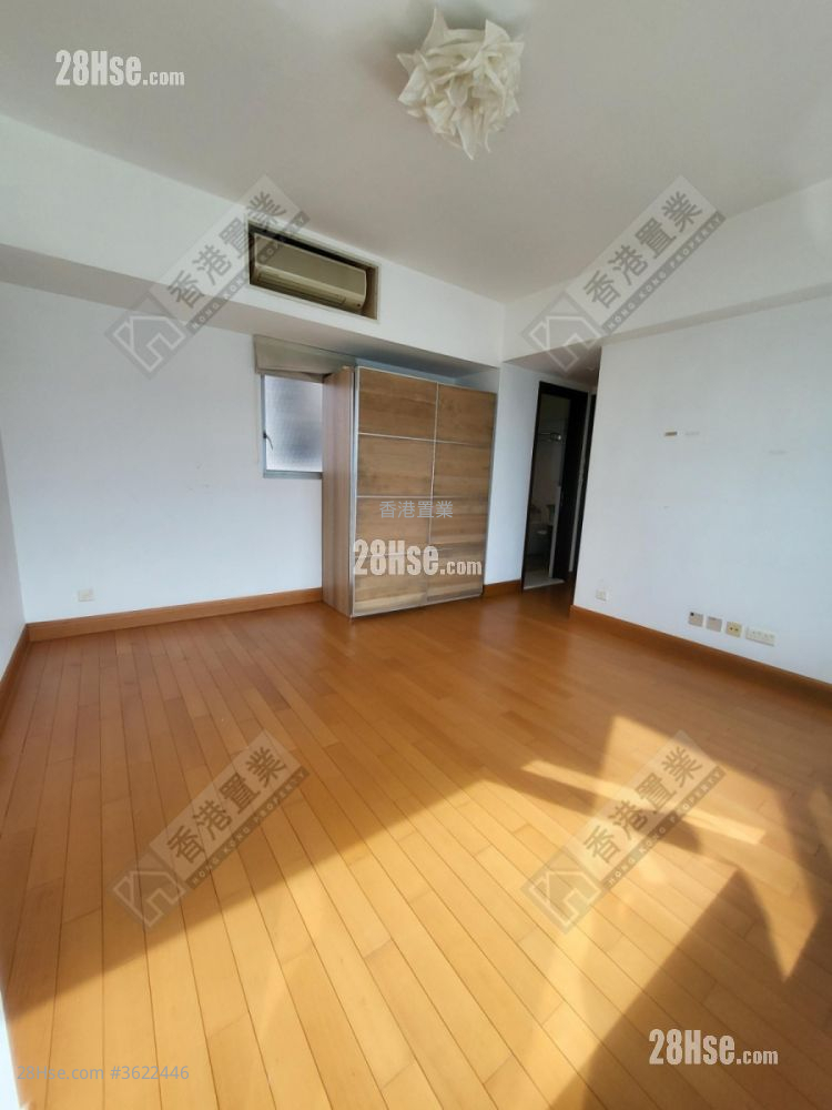 君臨天下 售盤 3 房 , 2 浴室 1,062 平方呎 君臨天下 售盤 3 房 , 2 浴室 1,062 平方呎