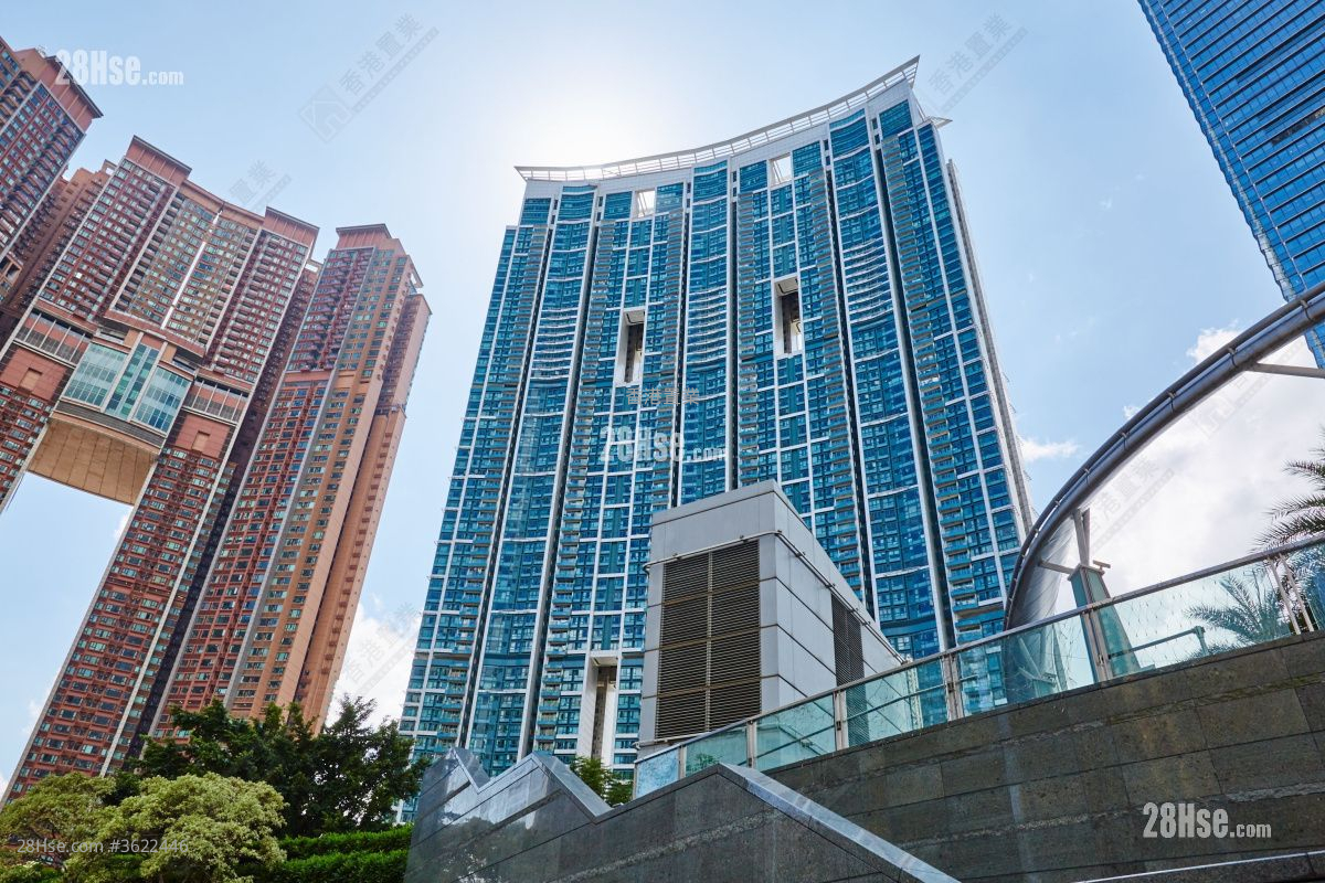 君臨天下 售盤 3 房 , 2 浴室 1,062 平方呎 君臨天下 售盤 3 房 , 2 浴室 1,062 平方呎