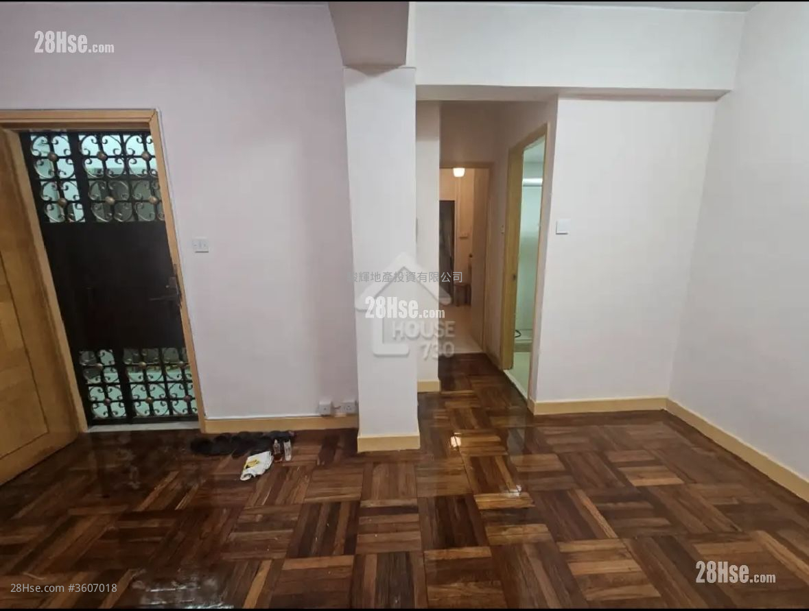 耀昌大廈 租盤 3 房 , 2 浴室 560 平方呎 耀昌大廈 租盤 3 房 , 2 浴室 560 平方呎