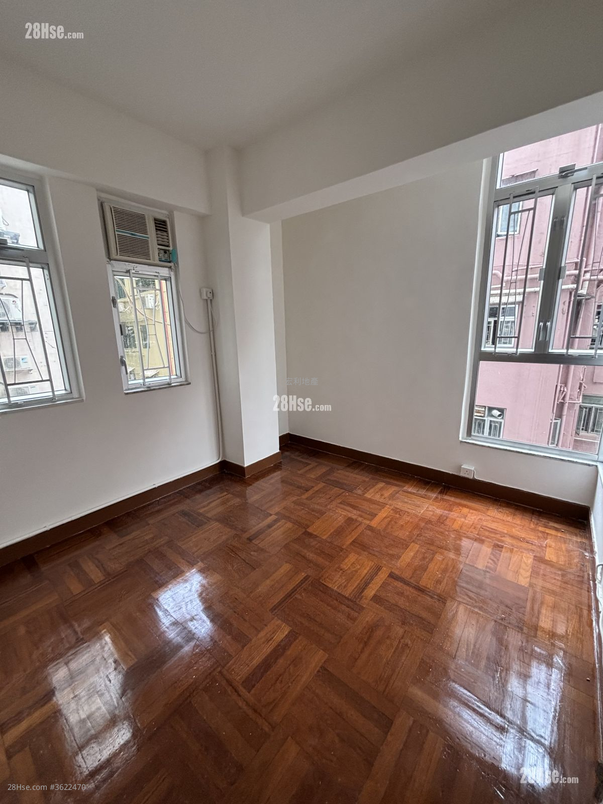 麗英大廈 租盤 443 平方呎 麗英大廈 租盤 443 平方呎